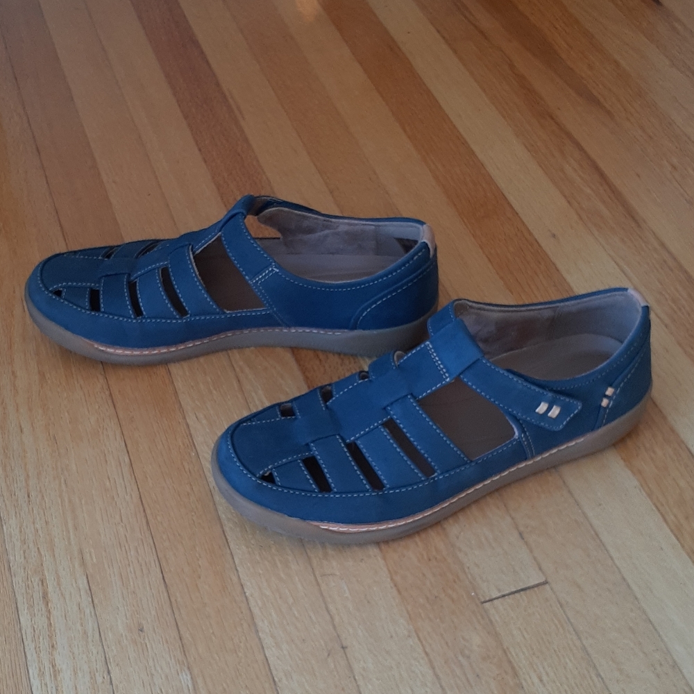 Clarks Unstructured mary jane shoes NWOT